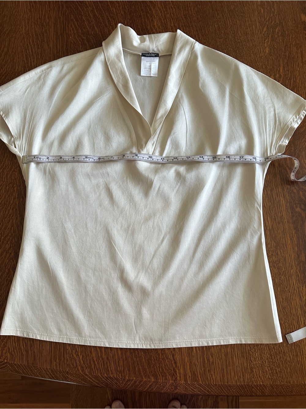 CHANEL Cream Short Sleeve V-Neck Tunic Top
